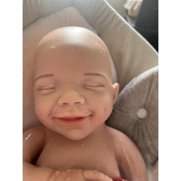 🆕18Inch Realistic Full Body Silicone Reborn ivory White Baby Girl Smiling Dolls - Picture 4 of 12